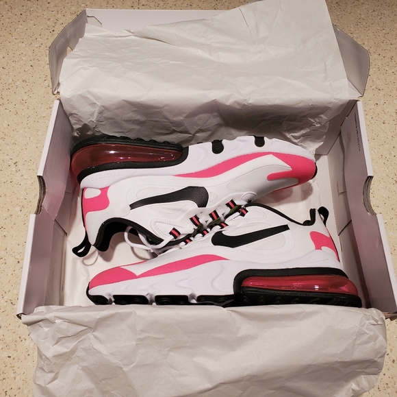 🆕️ Nike Air Max 270 React - Picture 2 of 13